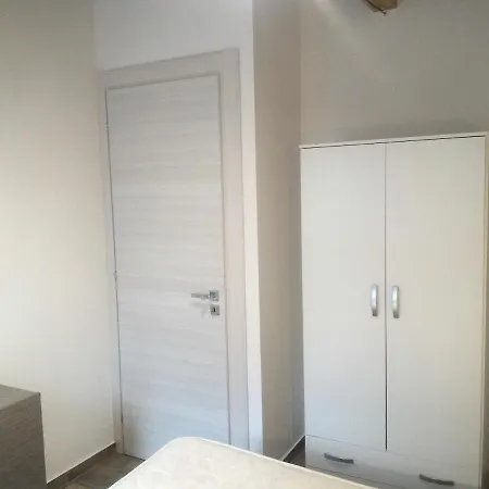 別荘 Charming House With Private Pool In